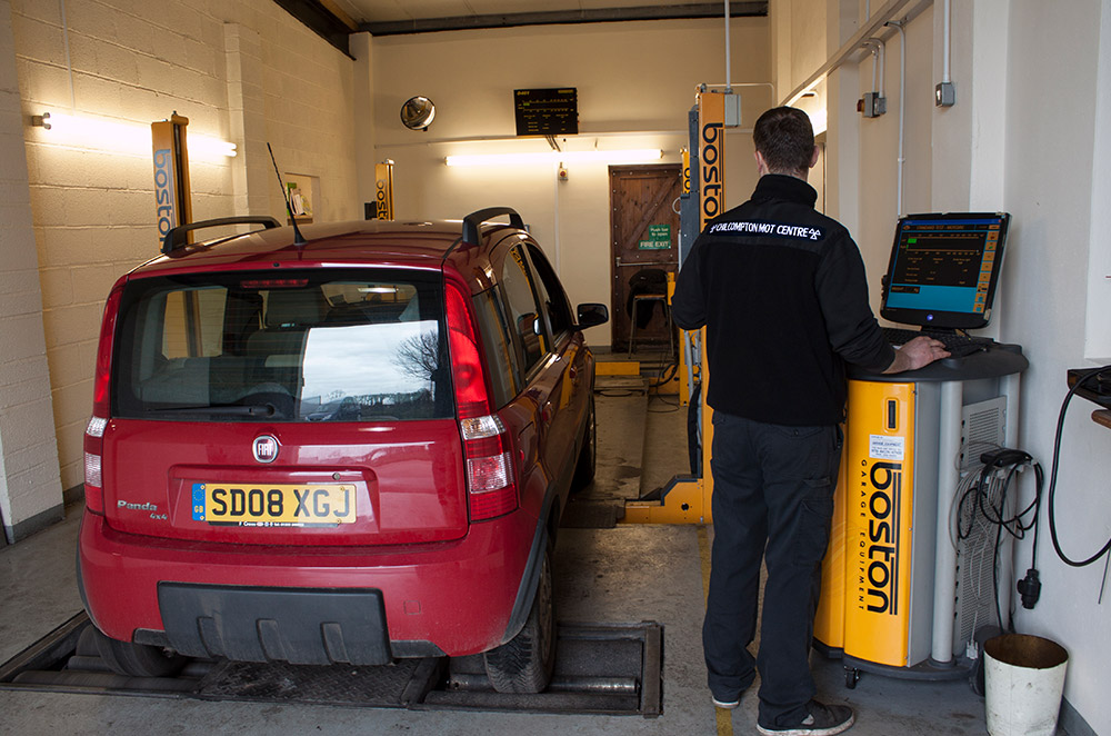 Chilcompton MOT Centre Website Photography